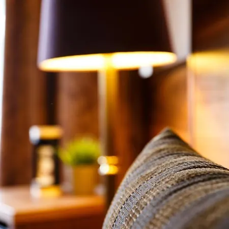 Hotel Salzburg Airport 4*