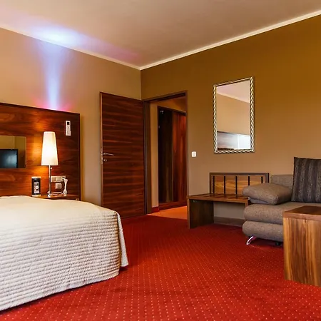 Hotel Hotel Salzburg Airport 4*