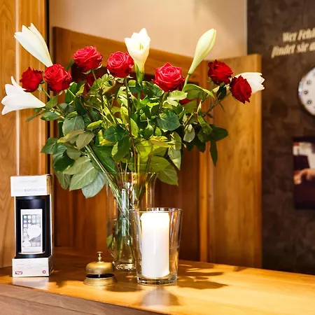 Hotel Salzburg Airport 4*