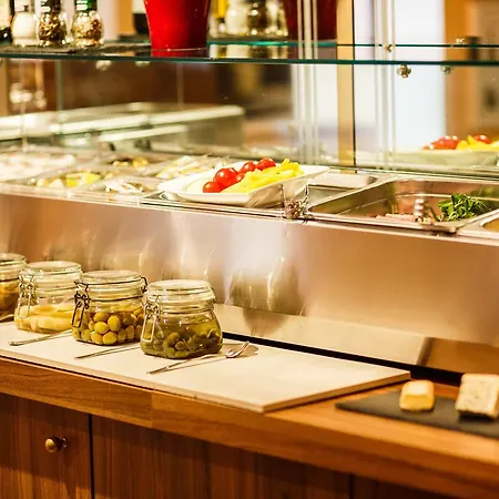 Hotel Salzburg Hotel 4*